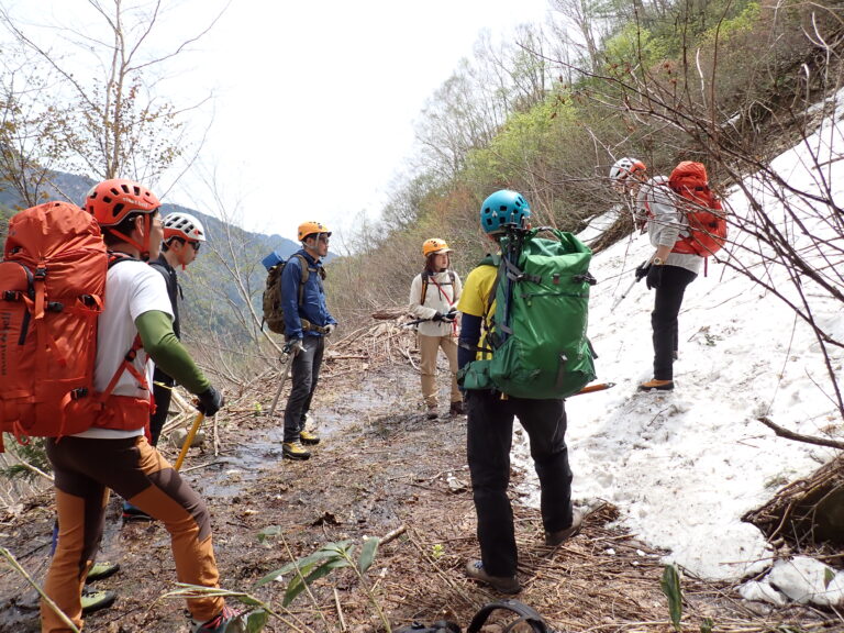 第６回 信州山岳アウトドア研修「残雪期の登⼭装備と歩⾏技術in針ノ木雪渓」