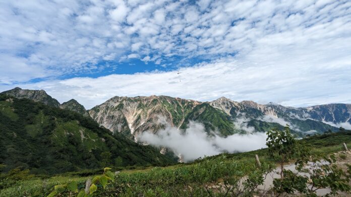 八方尾根PXL_20230807_235651207